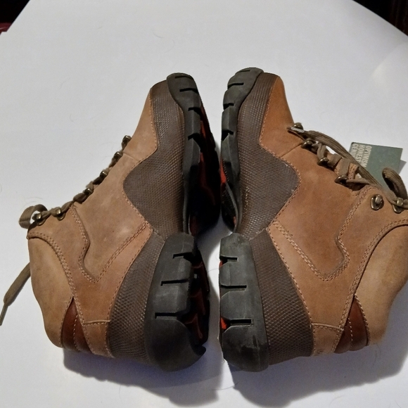 Roots Brown Mens Hiking Boots with Lace-Up Design. NWT. Size 8 - Picture 4 of 10